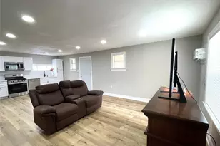 520 Avenue E, Conroe, TX 77301 - Photo 8