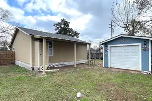520 Avenue E, Conroe, TX 77301 - Photo 22