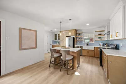 5655 Edith Street, Houston, TX 77081 - Photo 8