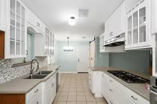 1126 Jeffrey St, Deer Park, TX 77536 - Photo 10
