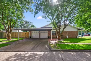 1126 Jeffrey St, Deer Park, TX 77536 - Photo 1