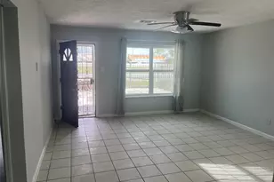 12501 W Hardy Rd, Houston, TX 77037 - Photo 2