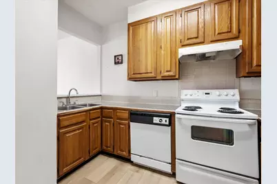 2211 S Braeswood Boulevard #23C, Houston, TX 77030 - Photo 8