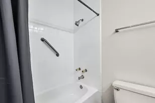 2211 S Braeswood Blvd, Houston, TX 77030 - Photo 18