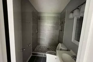 327 De Haven St, Houston, TX 77029 - Photo 16