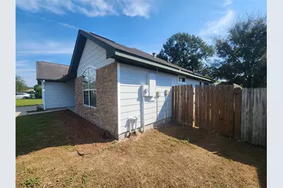 16396 Danika Oak Drive, Conroe, TX 77306 - Photo 2
