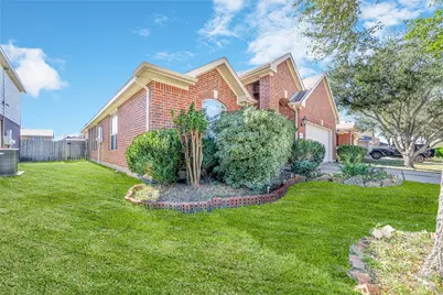 16907 Great Oaks Glen Drive, Houston, TX 77083 - Photo 2