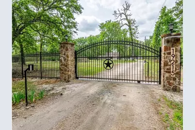 19215 Veterans Road, Magnolia, TX 77355 - Photo 6