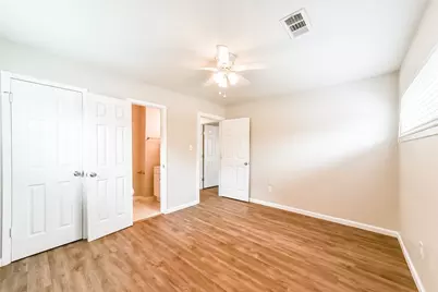 504 Avondale Lane, Friendswood, TX 77546 - Photo 10