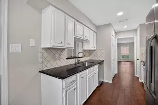 14328 Misty Meadow Ln, Houston, TX 77079 - Photo 12