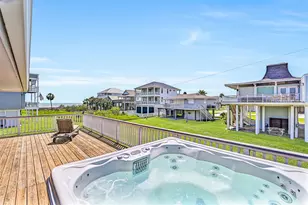 4207 Maison Rouge Ct, Galveston, TX 77554 - Photo 30