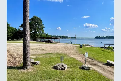 520 Lake Shore Drive, Trinity, TX 75862 - Photo 16