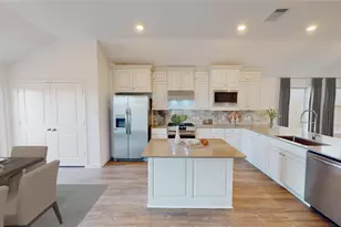 2020 Solstice Lndg Dr, Brookshire, TX 77423 - Photo 6