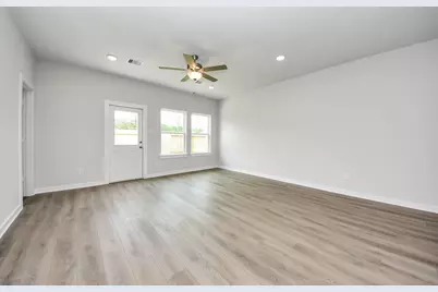 1989 Brookpointe Lane, Dayton, TX 77535 - Photo 10