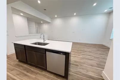 6047 Cebra St, Houston, TX 77091 - Photo 10