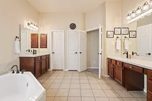 2812 Knob Hill St, Pearland, TX 77581 - Photo 24