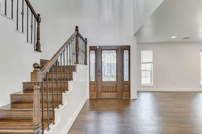 10602 Riverview Drive, Houston, TX 77042 - Photo 8