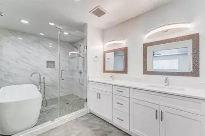 10602 Riverview Drive, Houston, TX 77042 - Photo 28