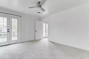 10602 Riverview Dr, Houston, TX 77042 - Photo 34