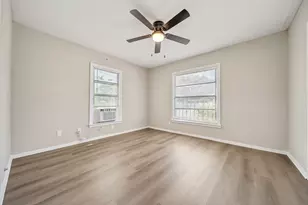 2619 Nettleton St, Houston, TX 77004 - Photo 8