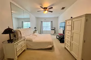7254 Regency Square Ct, Houston, TX 77036 - Photo 4