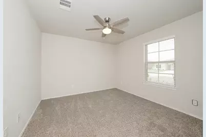 2407 Divot Lane, Navasota, TX 77868 - Photo 6