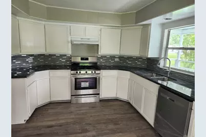 104 County Road 2401, Hull, TX 77564 - Photo 10