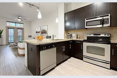 2700 Brazos Street #2206, Houston, TX 77006 - Photo 2