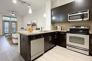 2700 Brazos St, Houston, TX 77006 - Photo 2