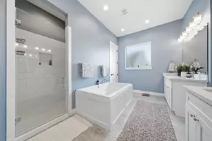 4306 Center St, Houston, TX 77007 - Photo 14