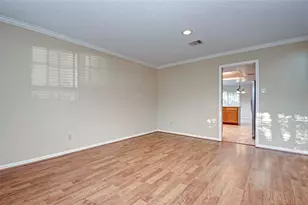 1614 Westhurst Ln, Houston, TX 77077 - Photo 16