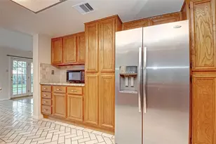 1614 Westhurst Ln, Houston, TX 77077 - Photo 14