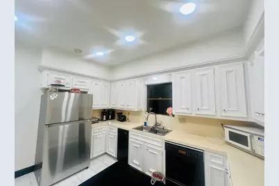 14907 Alderwick Drive, Sugar Land, TX 77498 - Photo 10