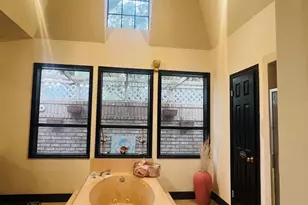 14907 Alderwick Dr, Sugar Land, TX 77498 - Photo 26