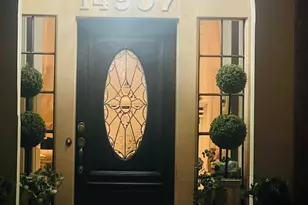 14907 Alderwick Dr, Sugar Land, TX 77498 - Photo 8