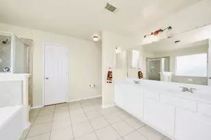 8614 Riverbend Canyon Ln, Houston, TX 77089 - Photo 34