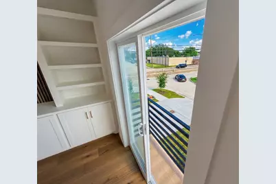 102 Sylvester Road #B, Houston, TX 77009 - Photo 26