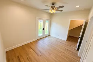 102 Sylvester Rd, Houston, TX 77009 - Photo 10