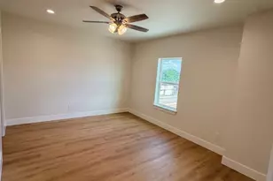 102 Sylvester Rd, Houston, TX 77009 - Photo 36