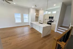 102 Sylvester Rd, Houston, TX 77009 - Photo 18