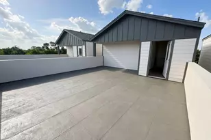 102 Sylvester Rd, Houston, TX 77009 - Photo 6