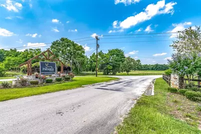 176 Wood Fern, Cleveland, TX 77327 - Photo 2