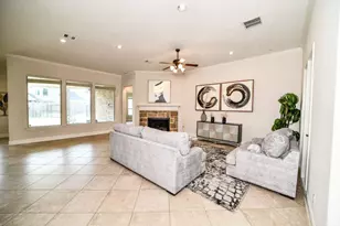 13819 Laurel Colony Trl, Houston, TX 77059 - Photo 16