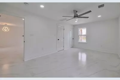8709 Tarbell Road, Houston, TX 77034 - Photo 4