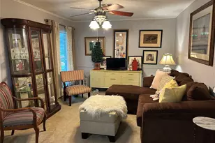 2401 Peach Ln, Pasadena, TX 77502 - Photo 4