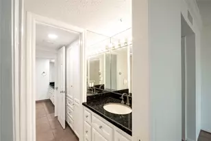 6521 Bayou Glen Rd, Houston, TX 77057 - Photo 10