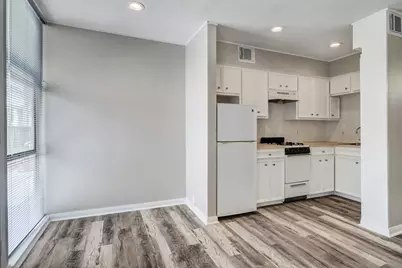 1901 Whitney Street #4, Houston, TX 77006 - Photo 4