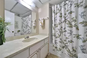 5005 Georgi Ln, Houston, TX 77092 - Photo 18