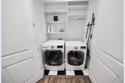 4521 San Felipe Street #1603, Houston, TX 77027 - Photo 46