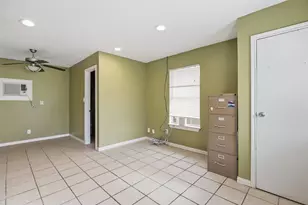 18722 Fenske Rd, Cypress, TX 77433 - Photo 22